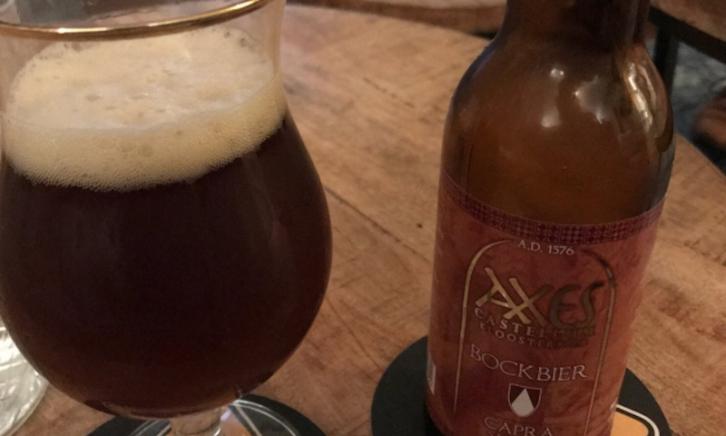 Capra Sanctus Bock bier flesje en glas